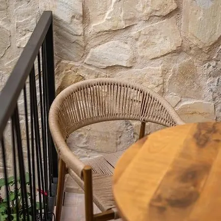 Premium - Arcos De Medina 202